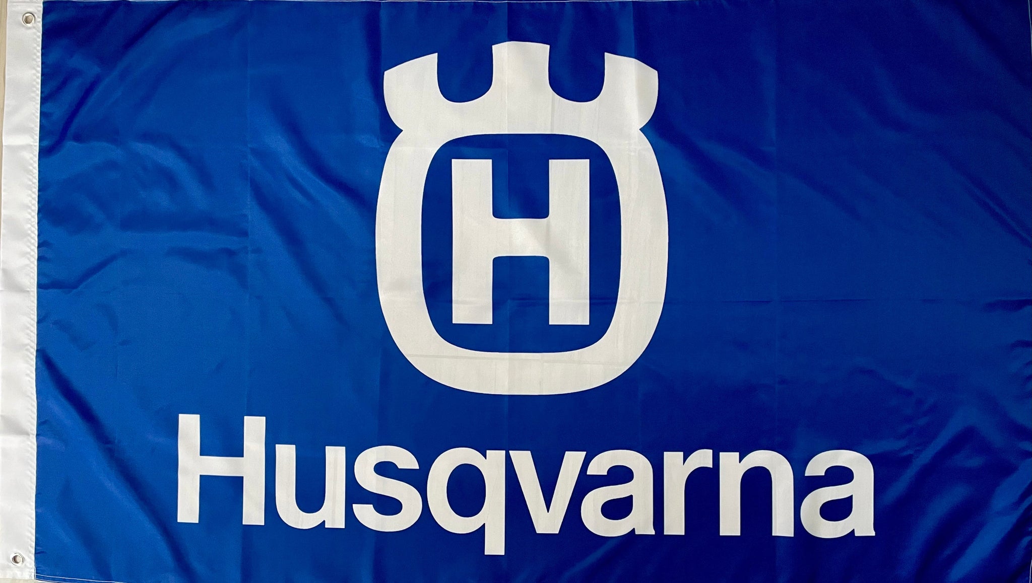 HUSQVARNA 3X5FT FLAG BANNER MAN CAVE GARAGE